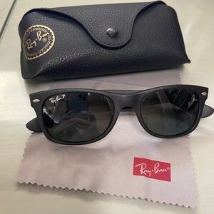 Ray-Ban Classic Black Sunglasses with Case